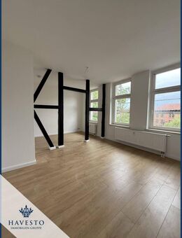 Charmanter Altbau mit sichtbaren Holzbalken - frisch renoviert & modernisiert mit Einbauküche! - Magdeburg