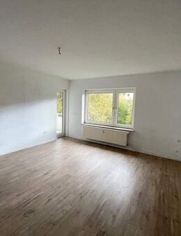 Vom Balkon direkt ins Grüne blicken! Ruhige 3-Zimmer-Wohnung in Menden - Menden (Sauerland)