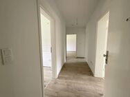 Hereinspaziert in Ihre zentrumsnahe Wohnung, mit Balkon! - Aurich