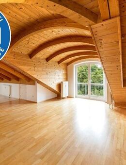 Bergblick: Einzigartige 3-Zi-DG-Whg. mit viel Charme! - Bad Aibling