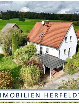 Bezugsfreies, familienfreundliches und gemütliches Einfamilienhaus in ruhiger Ortsrandlage - Gessertshausen