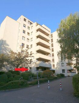 Im Herzen von Bad Schwartau! Gut geschnittene 1-Zimmer-Whg. mit ca. 43m² und gr. Balkon - Bad Schwartau