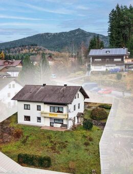 Viel Platz für Ihre Wohnideen - gepflegtes Zweifamilienhaus mit Ausbaupotenzial in Lohberg! - Lohberg