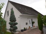 Freistehendes Einfamilienhaus mit geringem Energiebedarf & Pool in Kehl-Goldscheuer - Kehl