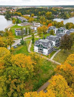 EXKLUSIVE PENTHOUSEWOHNUNG - IHR INVESTMENT AM WASSER. FLEXIBLER EIGENNUTZ. PROVISIONSFREI. - Waren (Müritz)