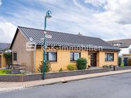 Modernisierter Bungalow mit sehr niedrigem Erbbauzins! - Niederkassel