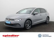 VW Golf, 1.5 Life eTSI, Jahr 2020 - Würzburg