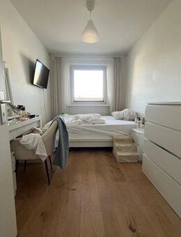Moderne 3-Zimmer-Wohnung mit Balkon und Außenstellplatz in Hummelsbüttel! - Hamburg
