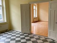 Helle 5-Zimmer-Wohnung mit gehobener Innenausstattung in Zwickau - Zwickau