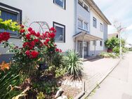Ruhig gelegene, große Dachgeschosswohnung mit Südbalkon und Garage - Illerrieden