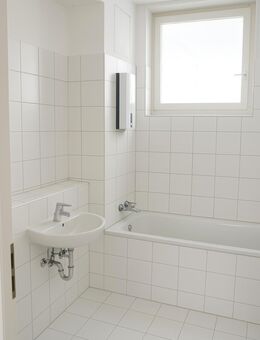 Frisch renovierte 3-Zimmer Wohnung mit Balkon [VAC-12953] - Karlsruhe