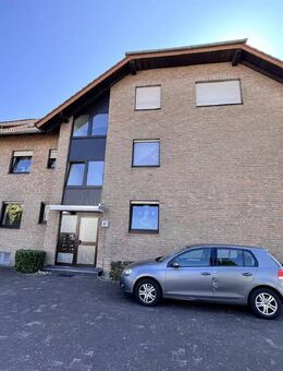 2-Zimmer Dachgeschosswohnung in Schloß Holte-Stukenbrock - Schloß Holte-Stukenbrock