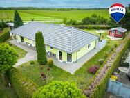 Zuhause im Grünen - moderner Einfamilienhaus-Bungalow mit Pool in Woltersdorf - Biederitz