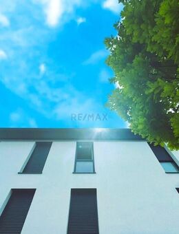 Besondere Penthouse-Wohnung mit privater Dachterrasse und Aufzug direkt in die Wohnung- Urbanes Highlight in Eislingen - Eislingen (Fils)
