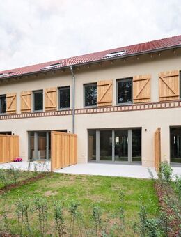 Perfekt für Familien! Helles Reihenhaus im Scheunenstil mit Terrasse und Garten - Beelitz