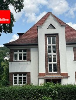 Wohnen mit Geschichte - Dachgeschoss-Refugium im Herzen der Marburger Altstadt - Marburg