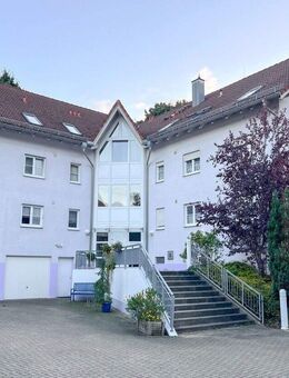 Helle, offen gestaltete 3-Zi-WHG mit Parkettboden, Balkon und TG-Stellplatz! - Badenweiler