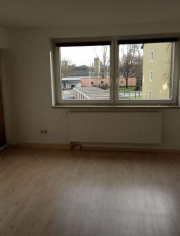 Große 3-Zimmer Wohnung in zentraler Lage - Neustadt (Coburg)