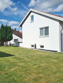 Charmantes EFH auf großem Grundstück - Ehingen (Donau)