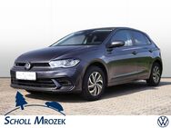 VW Polo, 1.0 FRESH, Jahr 2022 - Bad Harzburg