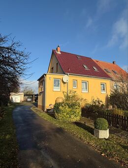 Charmante Doppelhaushälfte mit großem Grundstück in ruhiger Lage - Bröbberow