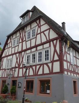 Denkmalgeschütztes historisches Gasthaus mit vielseitigem Potenzial im mittelalterlichen Ortskern! - Erbach (Hessen)