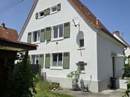 Haushälfte mit Garage, Freisitz & kleinem Gärtchen - Weil (Rhein)