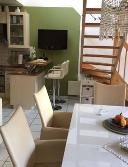 Schöne 2,5-Zimmer Wohnung in Leonberg - Leonberg (Baden-Württemberg)