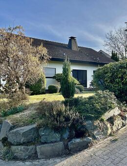 Ansprechendes, variantenreiches Einfamilienhaus mit viel Platz in toller Lage von Neuenrade - Neuenrade