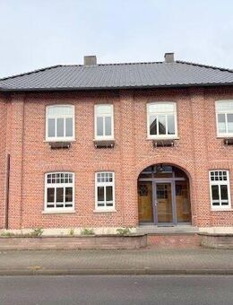 !!!Gehobene Gewerbeimmobilie mit ausreichend Platz für eine Praxis oder Büroeinheit!!! - Werlte