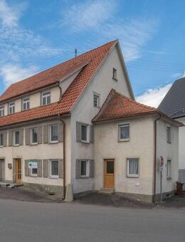Charmantes Bauernhaus in Spaichingen mit Ausbaupotenzial für eine Großfamilie - Spaichingen