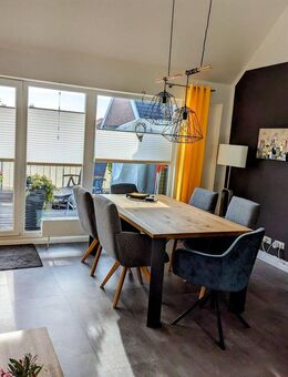 Exklusive Dachterrassenwohnung - vermietet, modernisiert, renditestark - Flintbek