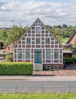 !Reserviert! Liebevoll restauriertes Kapitänshaus mit drei Ferienappartments! Direkt am Deich. - Grünendeich