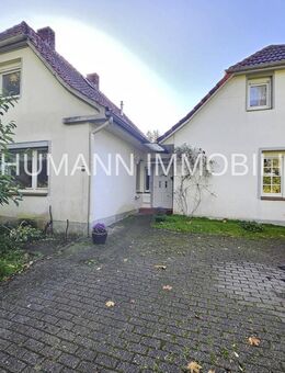 -Siebethsburg- Großzügiges EFH mit ELW auf 1.750m² Grundstück, Baugenehmigung für 2 Wohngebäude erteilt - Wilhelmshaven