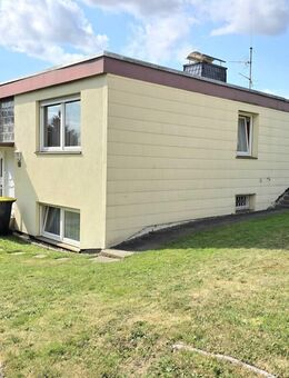 Gepflegtes Reihenendhaus mit großem Grundstück in Kassel-Niederzwehren - Kassel