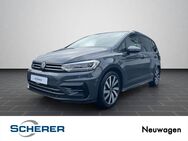 VW Touran, 1.5 l TSI MOVE OPF, Jahr 2022 - Mayen