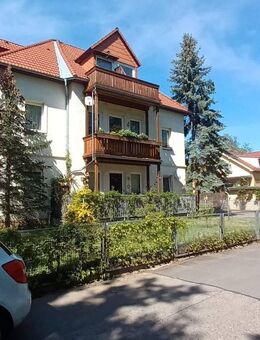 Frisch sanierte 2 - Raumwohnung mit Balkon & Stellplatz in Kleinzschachwitz - Dresden