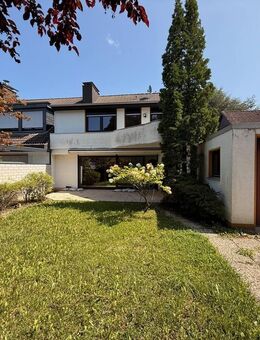 SANKT AUGUSTIN, helle u. sehr geräumige Doppelhaushälfte, 6 Zi. ca. 200 m² Wfl. 460 m² GrSt. mit ELW - Sankt Augustin