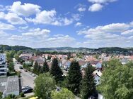 Toller Ausblick! Interessante 2,5 Zimmer-Wohnung mit sonnigen Balkon! - Münsingen