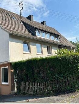 Attraktives 6 Familienhaus in ruhiger Lage - ideal für Kapitalanleger - Siegen (Universitätsstadt)