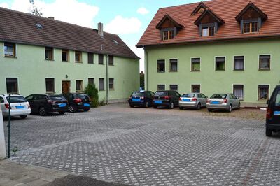 Individuelle & modern sanierte EG Wohnung