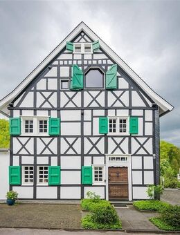 Im Bieterverfahren - Einfamilienhaus *die schönste Kombination aus Historie und Neubau* - Solingen (Klingenstadt)