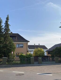 Freistehendes EFH mit Nebengebäude -weiteres Potential für Wohnen oder Gewerbe - Karlsdorf-Neuthard
