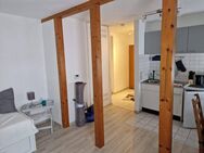 Schöne 1-Zi.- Whg. ab 1.7. zu verm. Möbiliert u. kpl. ausgest. mit Küchenz., Waschmasch. u. Innenhof - Kaiserslautern