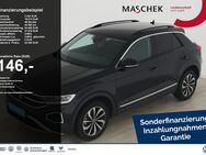 VW T-Roc, 1.0 TSI Style, Jahr 2023 - Wackersdorf