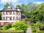 Enkenbach-Alsenborn: Stilvolles, villenartiges Wohnhaus mit 4.837m² großem, parkähnlichem Grundst. - Enkenbach-Alsenborn