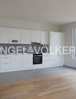 Neubau-Erstbezug . Großzügige und hochwertige 2-Zimmer-Wohnung mit Einbauküche und Südwest-Balkon - Tübingen