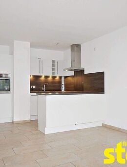 ***ZENTRUM! *** MODERNE STADTWOHNUNG MIT EINBAUKÜCHE UND STELLPLATZ! - Aschaffenburg