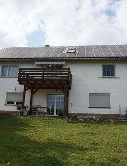 *** Zweifamilienhaus mit PV Anlage direkt in Homberg zu verkaufen*** - Homberg (Efze)