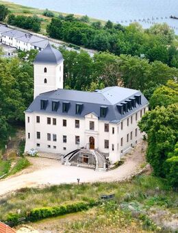 Residieren im Schloss Pouch - Eleganz auf 129 m² direkt am Großen Goitzschesee - Muldestausee